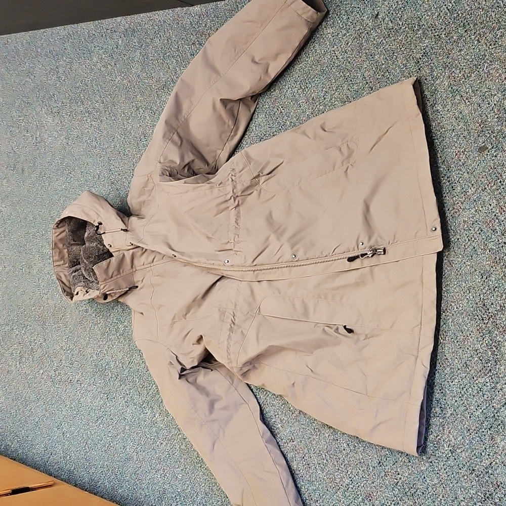 Preloved L.L. Bean Tan Hooded Winter Jacket